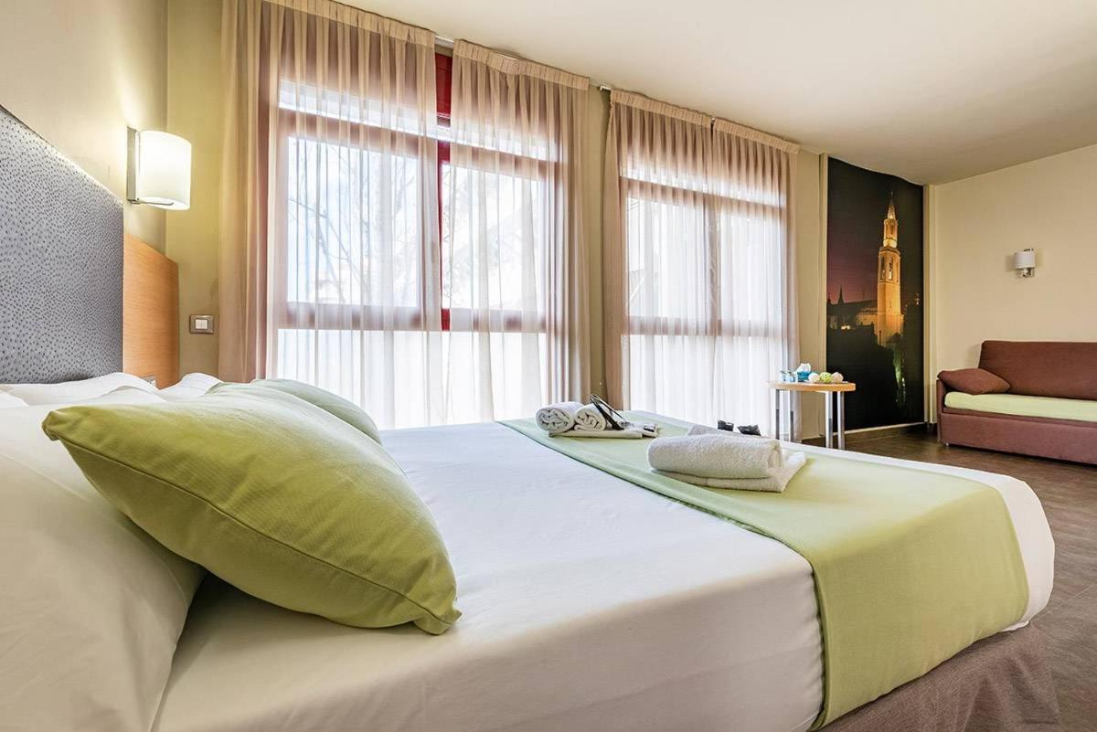 Hotel Pere III El Gran Vilafranca del Penedès Kültér fotó